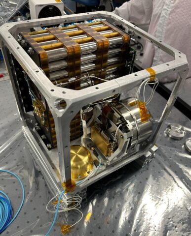 Farside Seismic Suite's Cube Within a Cube