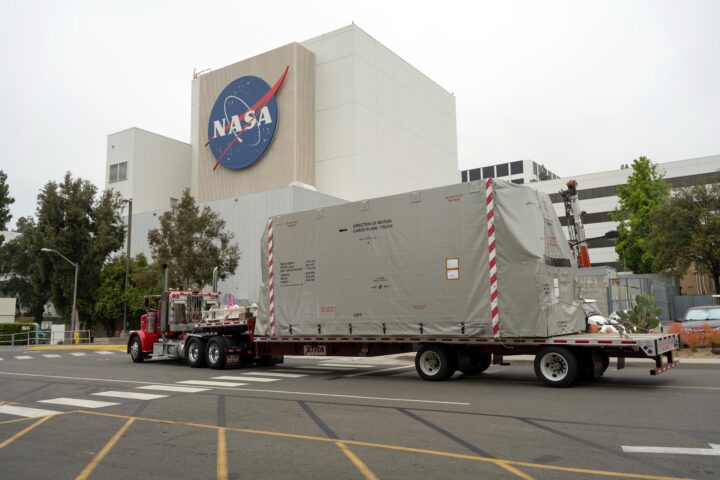 NEO Surveyor's Transportation System Arrives at JPL's High Bay 1